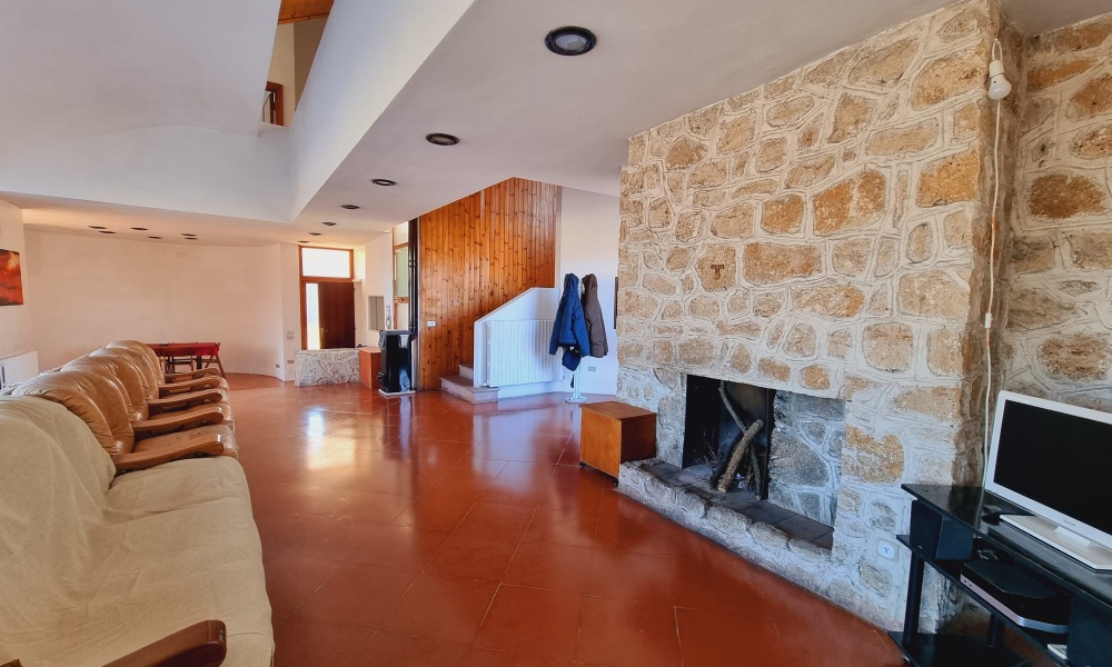 Via San Leucio, 86170, 4 Camere da letto Camere da letto, 7 Rooms Rooms,Villa Unifamiliare,In Vendita,Via San Leucio,1350