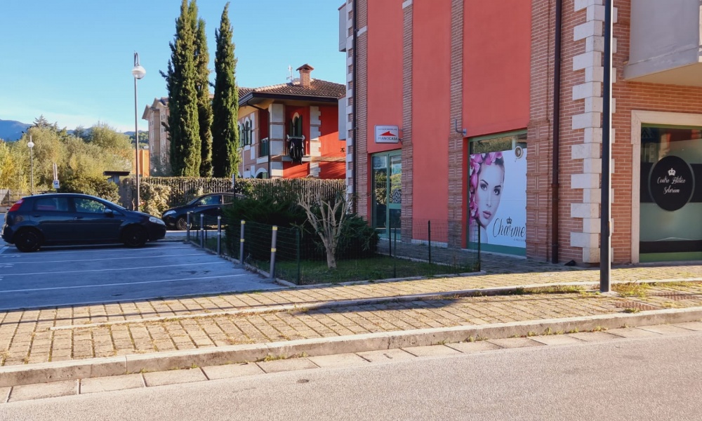 Via dei Sanniti, 86170, ,Locale Commerciale,In Vendita,Via dei Sanniti,1331