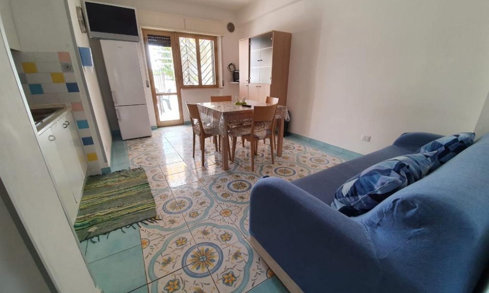 3 Rooms Rooms,Soluzione Indipendente,In Vendita,1373