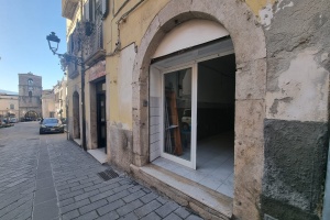 Locale commerciale zona cattedrale