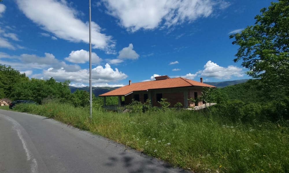 10 Rooms Rooms,Soluzione Indipendente,In Vendita,1445