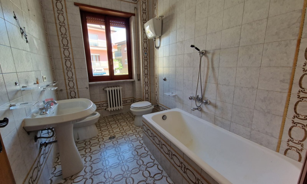 3 Camere da letto Camere da letto, 5 Rooms Rooms,Appartamento,In Vendita,1446