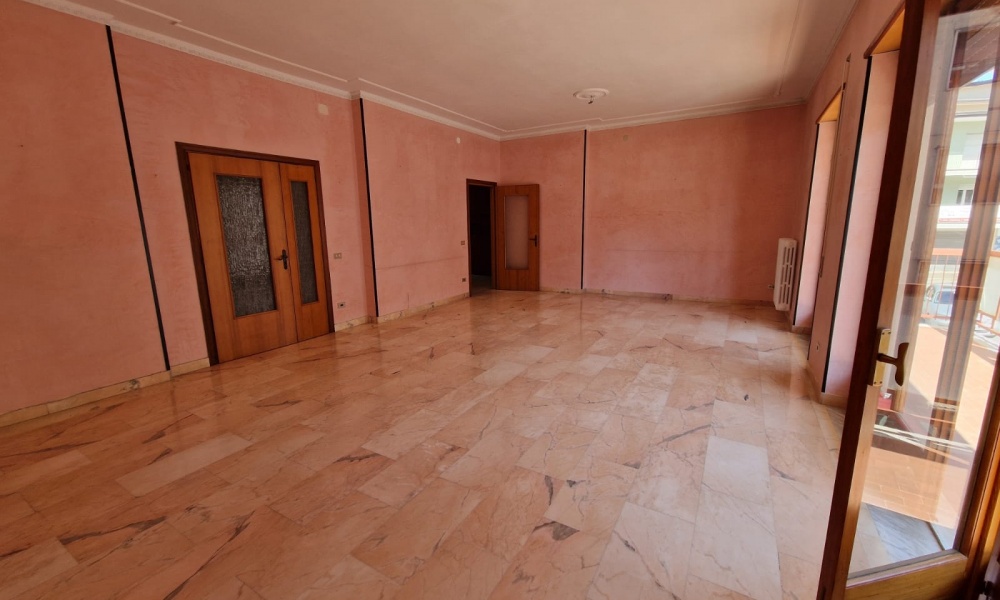 3 Camere da letto Camere da letto, 5 Rooms Rooms,Appartamento,In Vendita,1446