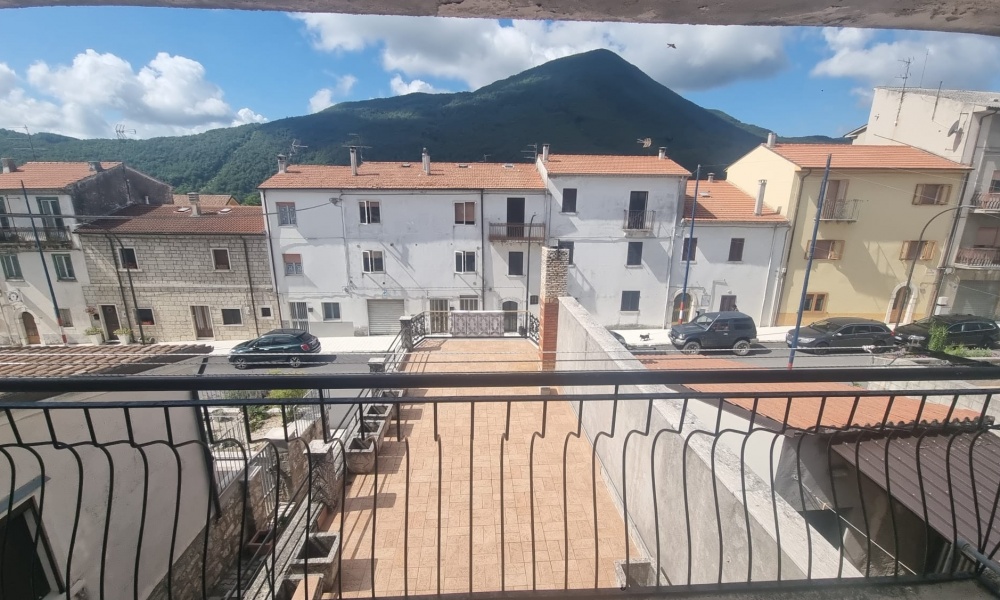 4 Rooms Rooms,Soluzione Indipendente,In Vendita,1450