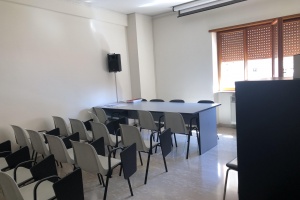 Appartamento ad USO UFFICIO zona sede Provincia-Poste Centrali