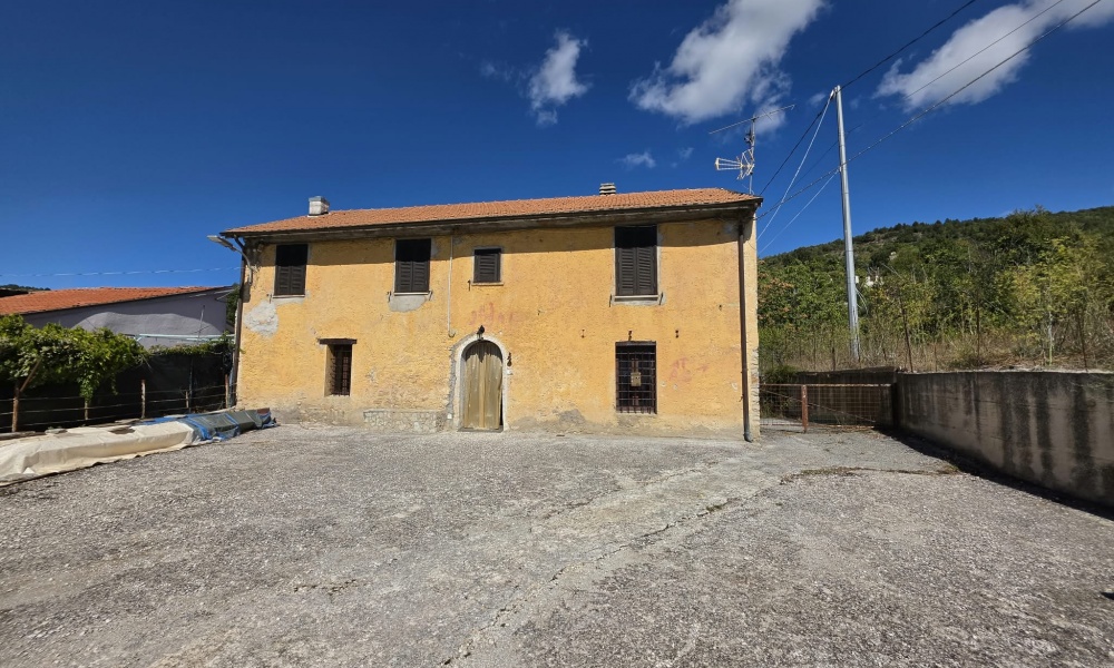 4 Rooms Rooms,Rustico/Casale,In Vendita,1457