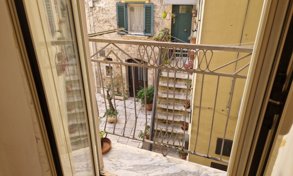 3 Rooms Rooms,Soluzione Indipendente,In Vendita,1470