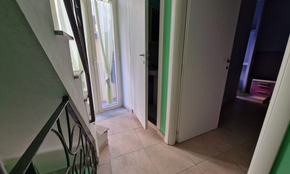 3 Rooms Rooms,Soluzione Indipendente,In Vendita,1470