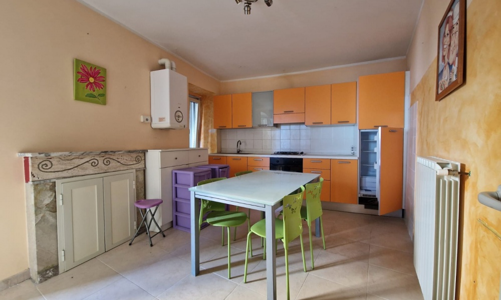 3 Rooms Rooms,Soluzione Indipendente,In Vendita,1470