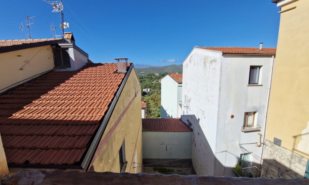 3 Rooms Rooms,Soluzione Indipendente,In Vendita,1470