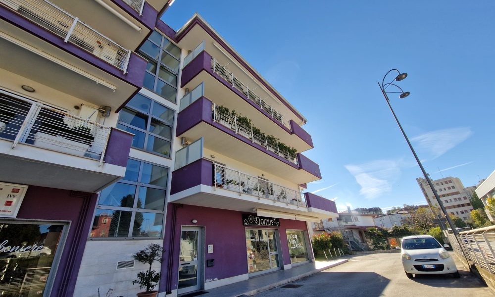 3 Rooms Rooms,Appartamento,In Vendita,1473