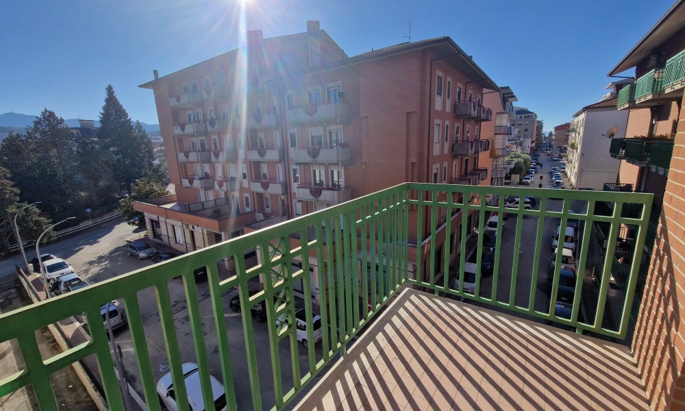 3 Camere da letto Camere da letto, 4 Rooms Rooms,Appartamento,In Vendita,1477