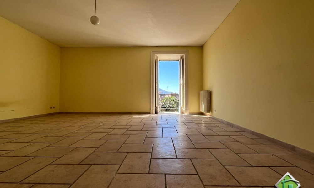 4 Camere da letto Camere da letto, 5 Rooms Rooms,Appartamento,In Vendita,1485