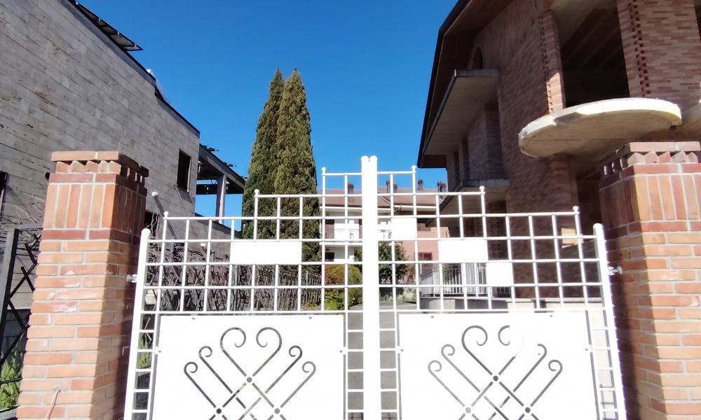 Via Paganini, 86170, 5 Camere da letto Camere da letto, 6 Rooms Rooms,Villa Unifamiliare,In Vendita,Via Paganini,1487