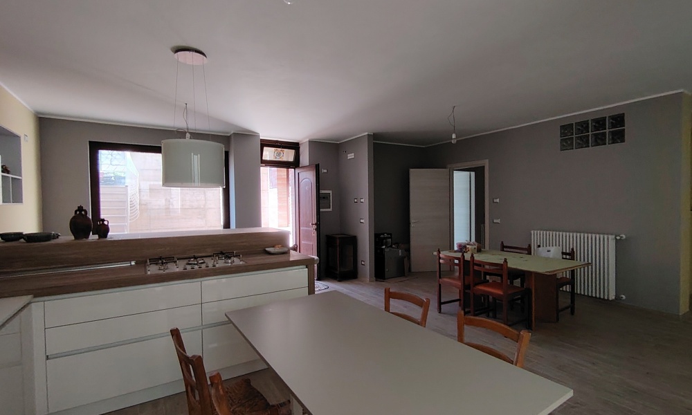 Via Paganini, 86170, 5 Camere da letto Camere da letto, 6 Rooms Rooms,Villa Unifamiliare,In Vendita,Via Paganini,1487