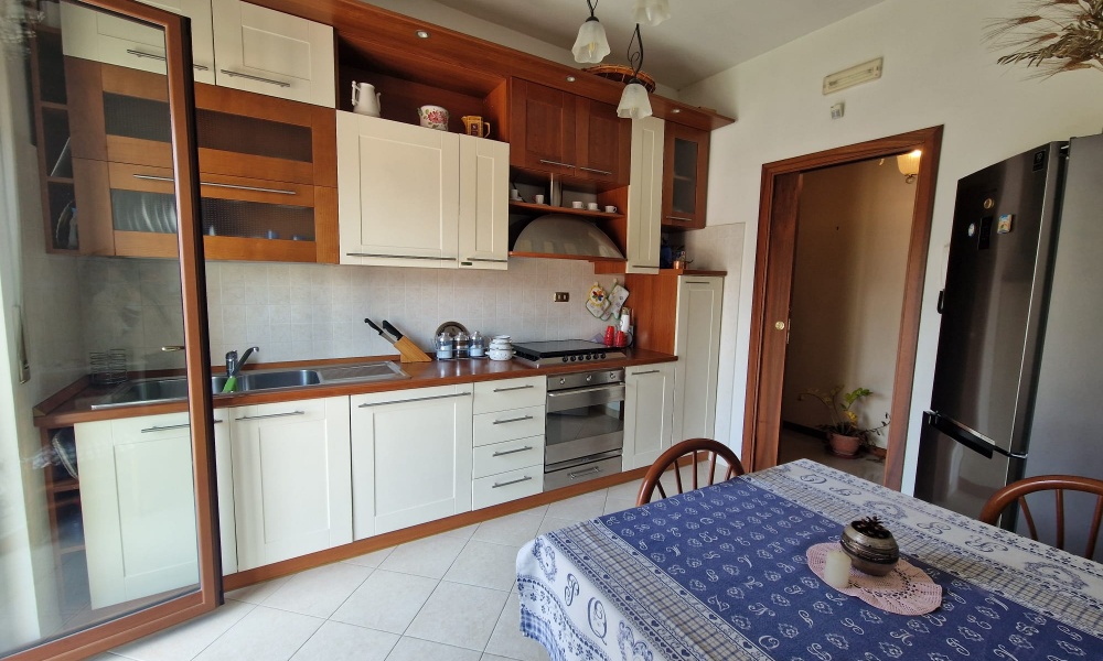12 Via Senerchia, 86170, 3 Camere da letto Camere da letto, 4 Rooms Rooms,Appartamento,In Vendita,Via Senerchia,3,1496
