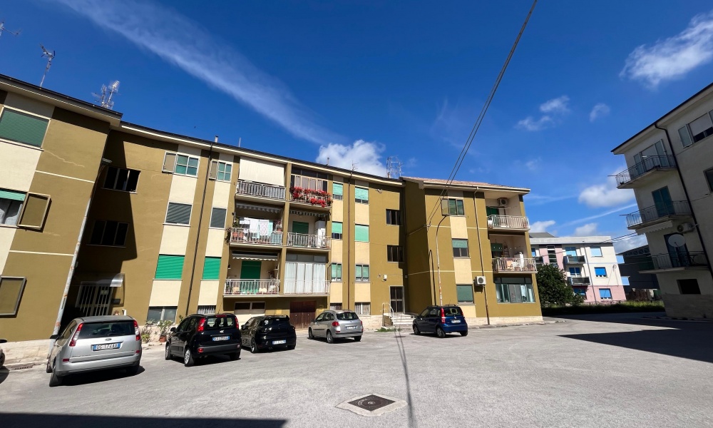 Largo Campobasso, 86170, 2 Camere da letto Camere da letto, 3 Rooms Rooms,Appartamento,In Vendita,Largo Campobasso,2,1499