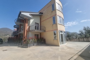 Appartamento a Isernia NUOVO con due Garages